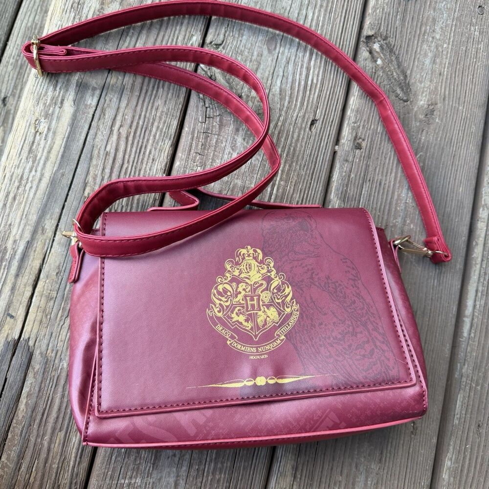 SHEIN Harry Potter Hogwarts Burgundy Crossbody Bag Faux Leather Wizard Purse